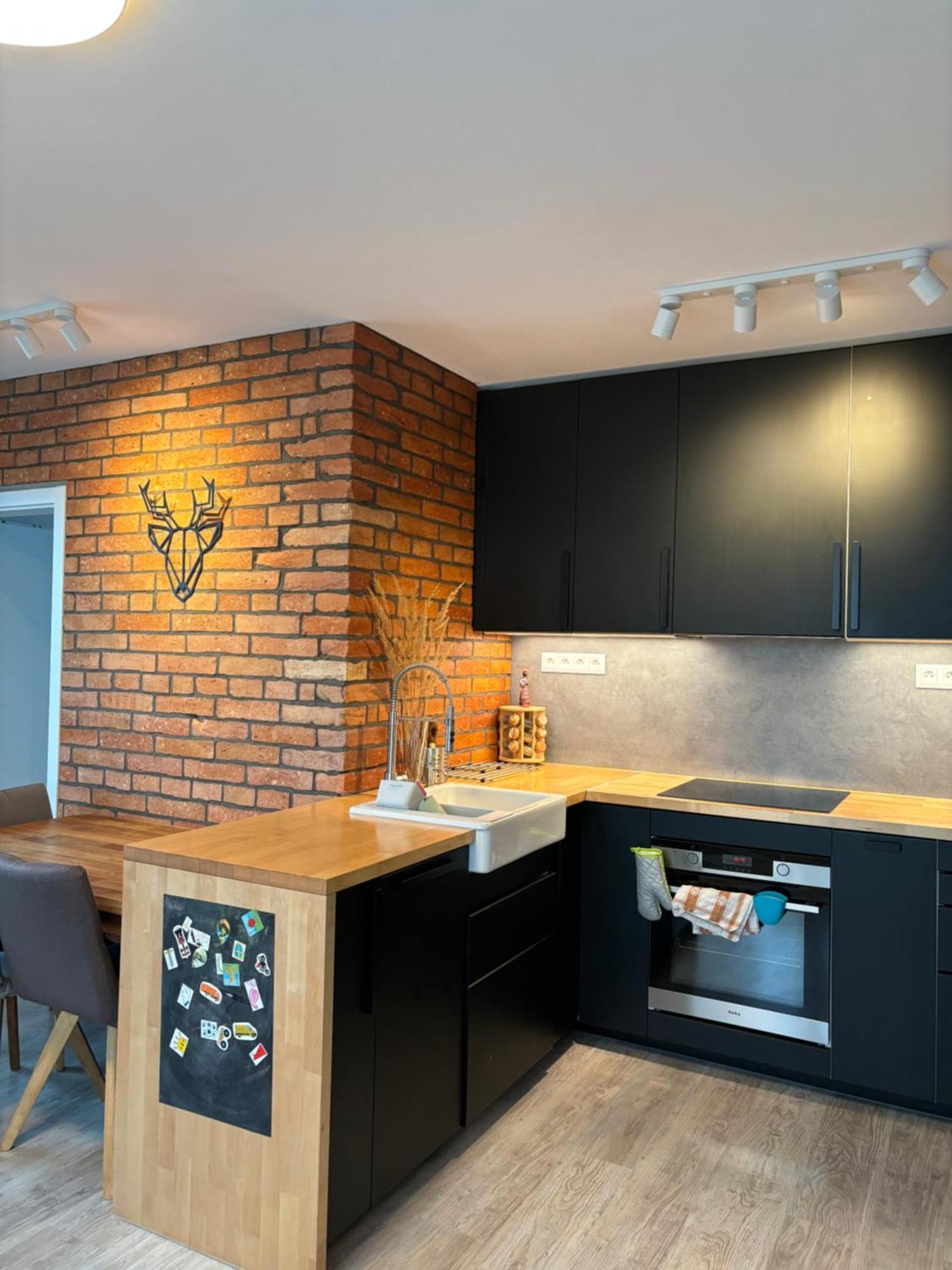 Premiere Apartment Bratislava - Private Parking Exterior foto